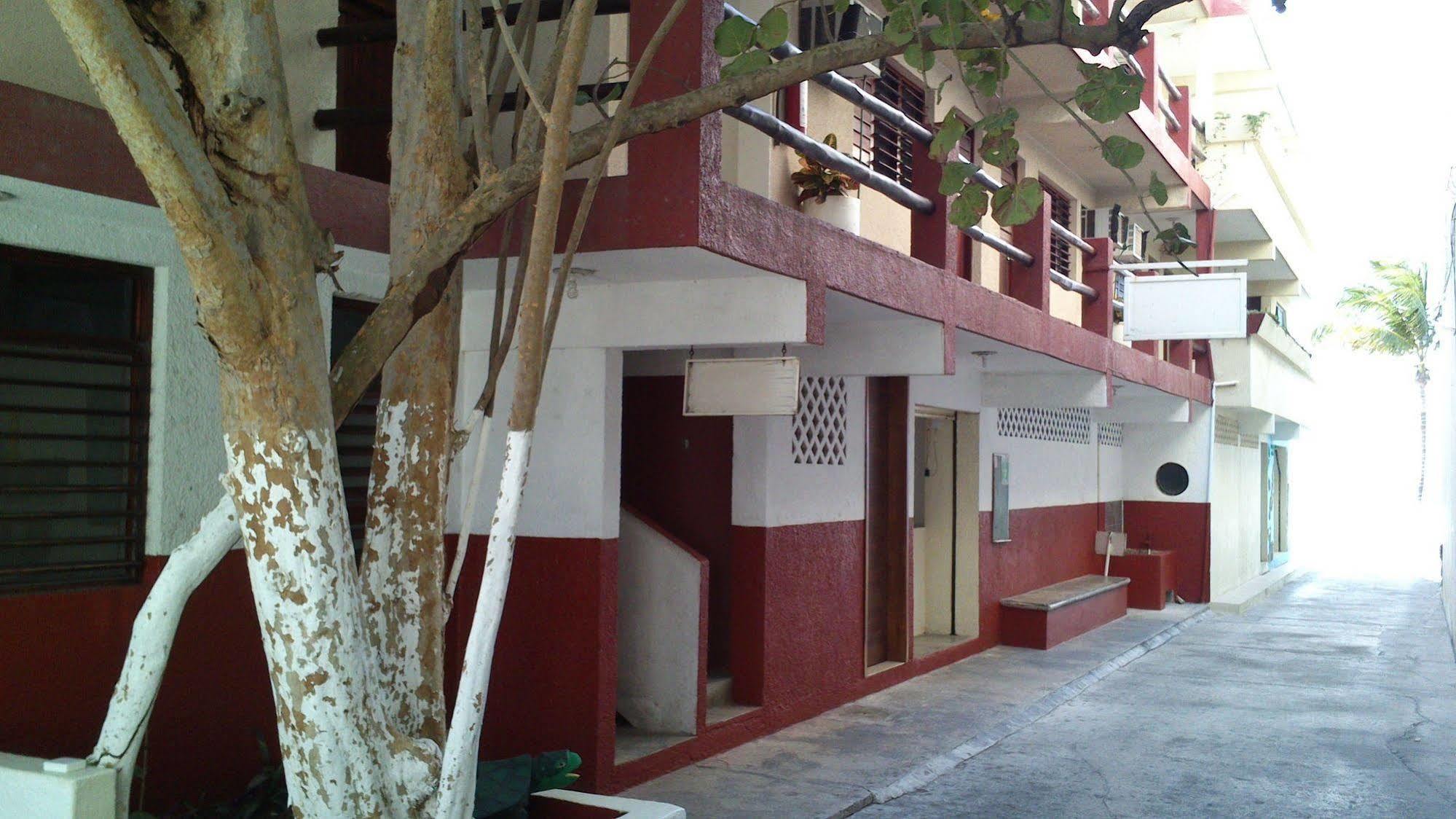 Safari Inn Cozumel Bagian luar foto